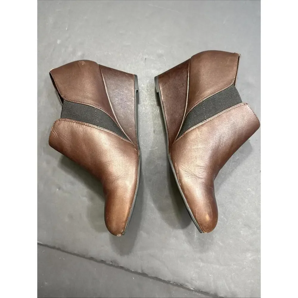 Vionic Stanton Wedge‎ Heel Career Bootie Ankle Boots Brown Leather Slip-On 7